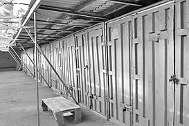 Мелкие предприниматели сворачивают бизнес