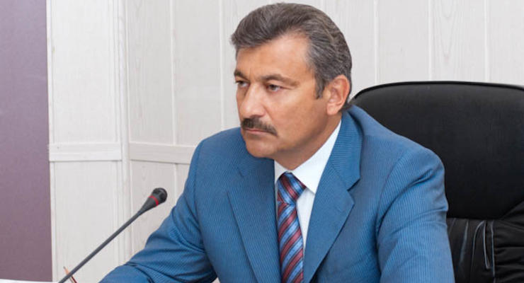 Глава Совета министров Крыма живет на одну зарплату