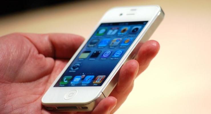 Apple начал производство белого iPhone4