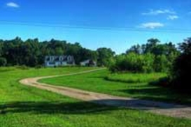 Азарова попросили вернуть землю