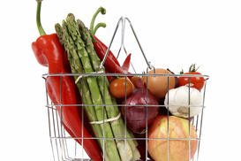 Украинцам пообещали дешевые продукты питания