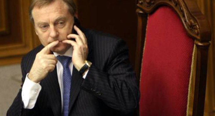 Лавринович: Возраст госслужащих ограничат 65 годами