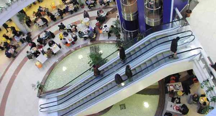 Киевские торговые центры недосчитались покупателей