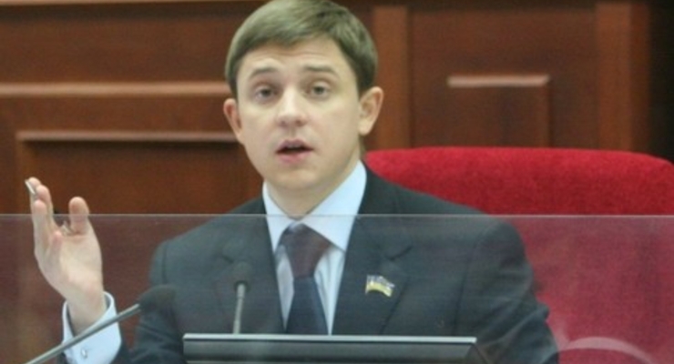 Довгого сместить не удалось