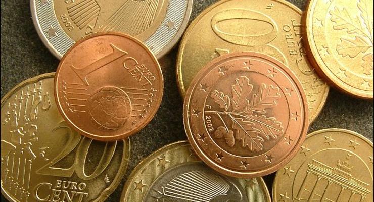 Евро падает - официальные курсы валют на 29 марта