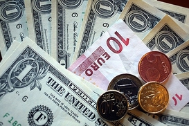 Евро держится выше уровня 1,41 доллара