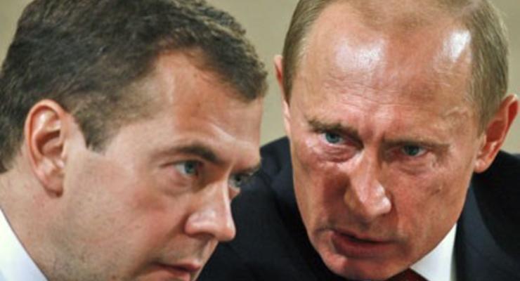 Путин и Медведев поссорились из-за Ливии