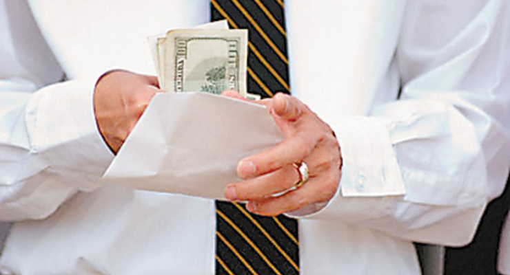 Чем работодатель может удержать сотрудников?