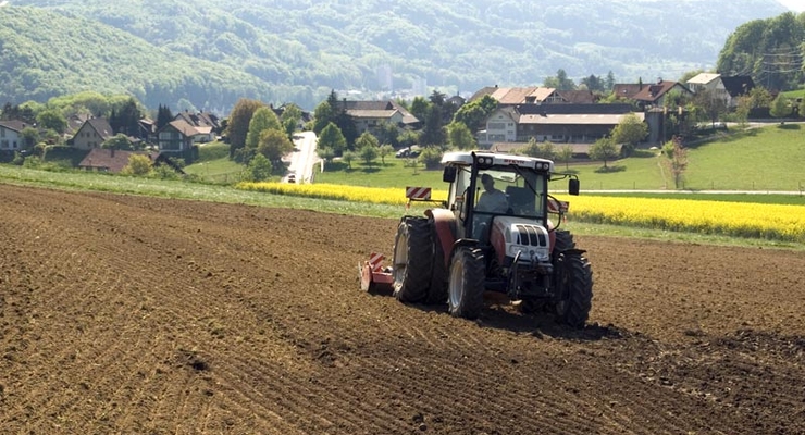 Янукович жаждет земельной реформы