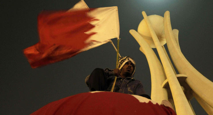 В столице Бахрейна ввели комендантский час