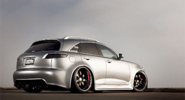 Цунами в Японии смыло 2300 новых автомобилей Infiniti и Nissan