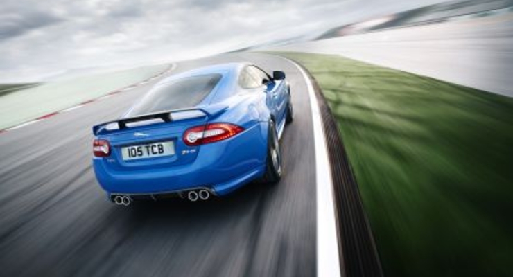 Подорожание бензина вызвало снижение продаж новых автомобилей