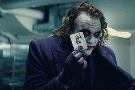 В Facebook-e начали показывать фильмы Warner Bros