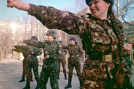 В украинской армии служат и работают более 50 тыс. женщин