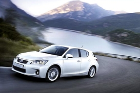 В Украине стартовали продажи гибрида Lexus CT 200h