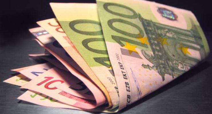 Евро подешевел - официальные курсы валют на 3 марта