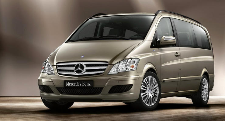 Дебют месяца: авто Mercedes-Benz Viano
