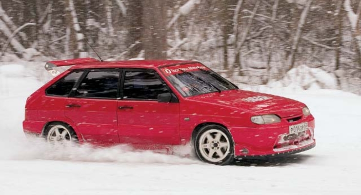 Из столицы вывезли две тонны снега