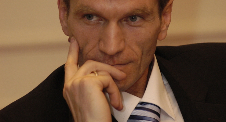 Можно ли совмещать ЧП и работу по найму?