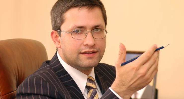 Зама столичного губернатора кислотой облила любовница?!