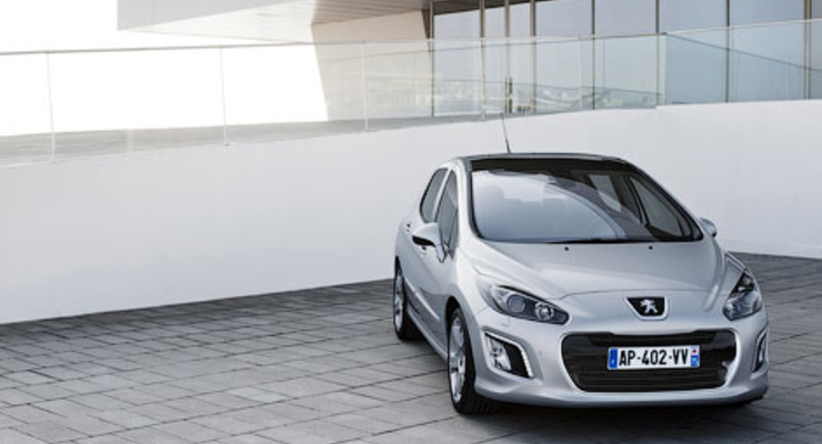 Peugeot показал обновленную 308 модель