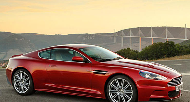 В Киеве начали официально продавать автомобили Aston Martin