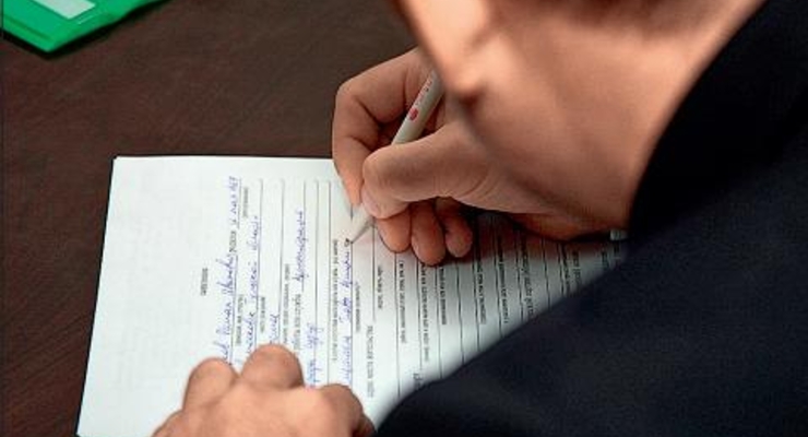 Открывать ли СПД по требованию работодателя?