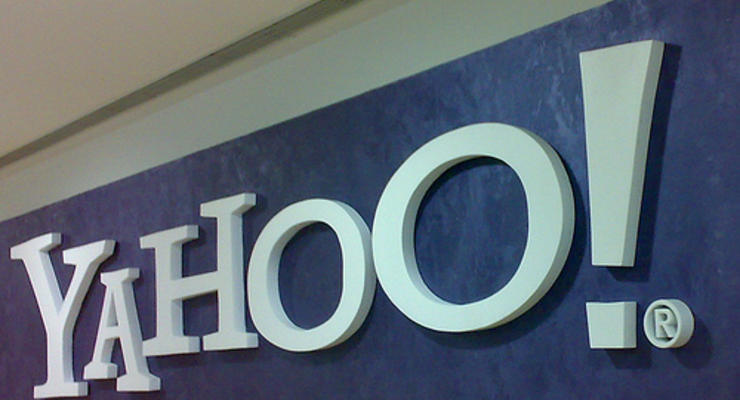Чистая прибыль Yahoo выросла на 105%