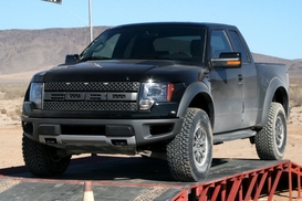 Ford приостановит производство самых популярных в Америке автомобилей