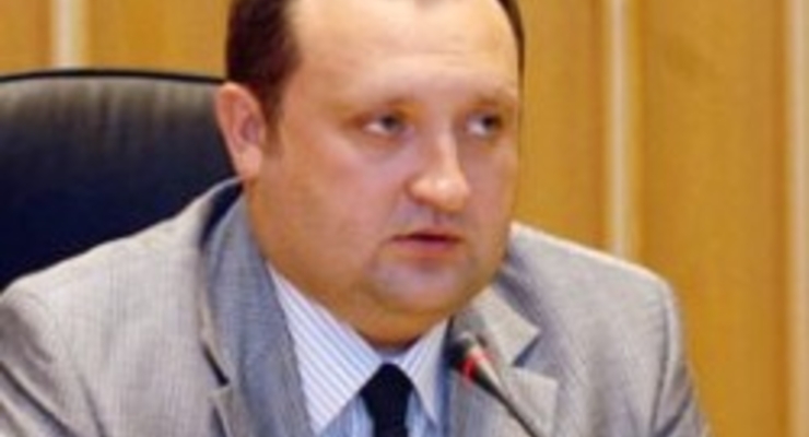 Янукович ввел Арбузова в состав Совета регионов