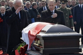 Семья Качиньского: Авиакатастрофа была подстроена Москвой