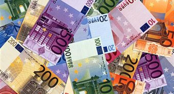 Евро на межбанке подешевел