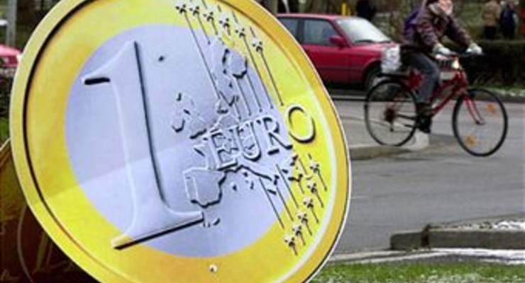 Евро еще немного подорожал в Украине