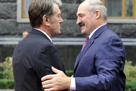 Wikileaks: США не разрешали Ющенко общаться с Лукашенко