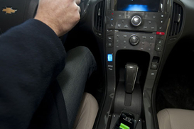 В автомобилях General Motors появятся зарядки для гаджетов