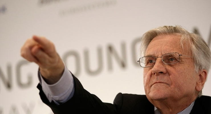 Глава ЕЦБ попросил страны еврозоны самостоятельно справляться с долгами