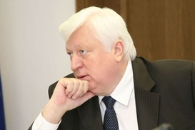 Пшонка обещает вернуть в Украину все вывезенные деньги