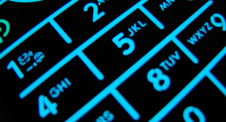 При смене мобильного оператора номер можно сохранить