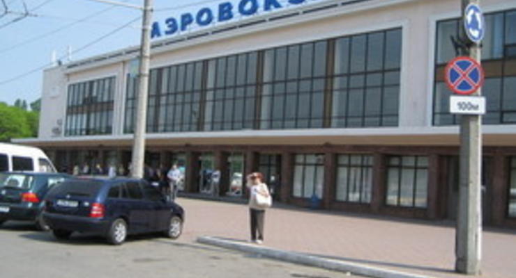 Одесский аэропорт приостановил работу из-за непогоды