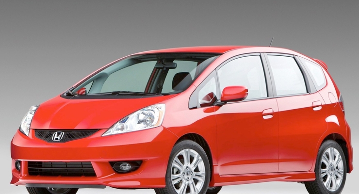 Honda отзывает 1,35 млн малолитражек Fit