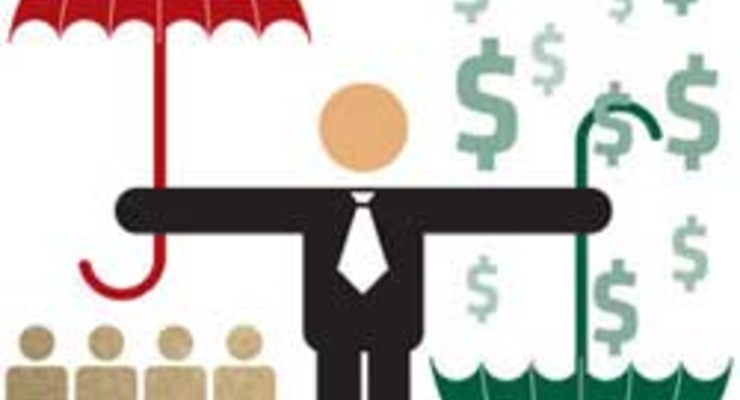 Госфинслуг выдала лицензии двум СК