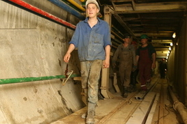 Завтра в Киеве откроют три новые станции метро