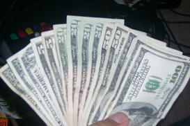 Спрос на доллары превышает предложение в Украине