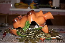 58% украинцев собирают на «черный день»