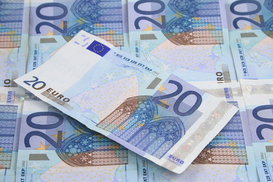 Межбанк. Евро незначительно подорожал