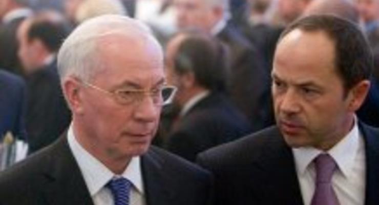 Азаров уверяет, что против снижения налогов был МВФ