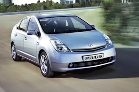 Toyota бесплатно отремонтирует 650 тыс. автомобилей Prius