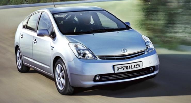 Toyota бесплатно отремонтирует 650 тыс. автомобилей Prius