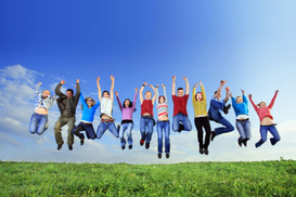 Опрос: Лишь 17% украинцев чувствуют себя счастливыми