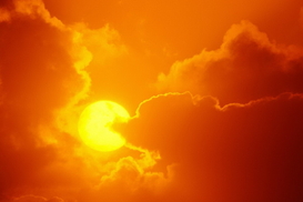 Жительница Испании оформила Солнце в свою собственность